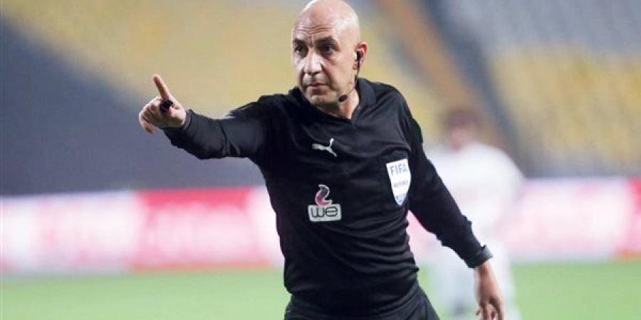 محامي الحكم محمد عادل: تقدمنا ببلاغ رسمي ضد إبراهيم فايق وبرنامجه وتسريب مباراة الزمالك والبنك الأهلي يهدد الأمن الداخلي للبلاد