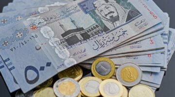 اعرف بكام  قبل متسافر ياحج.. سعر الريال السعودي مقابل الجنيه المصري اليوم الخميس 9 مايو